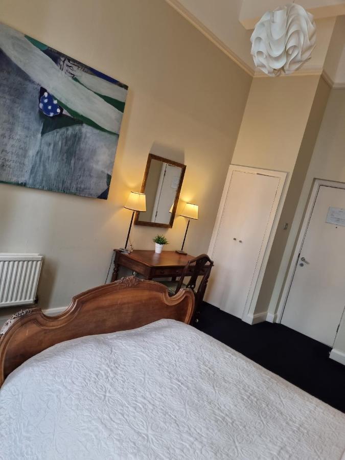The Racquet Club Aparthotel Ливърпул Екстериор снимка